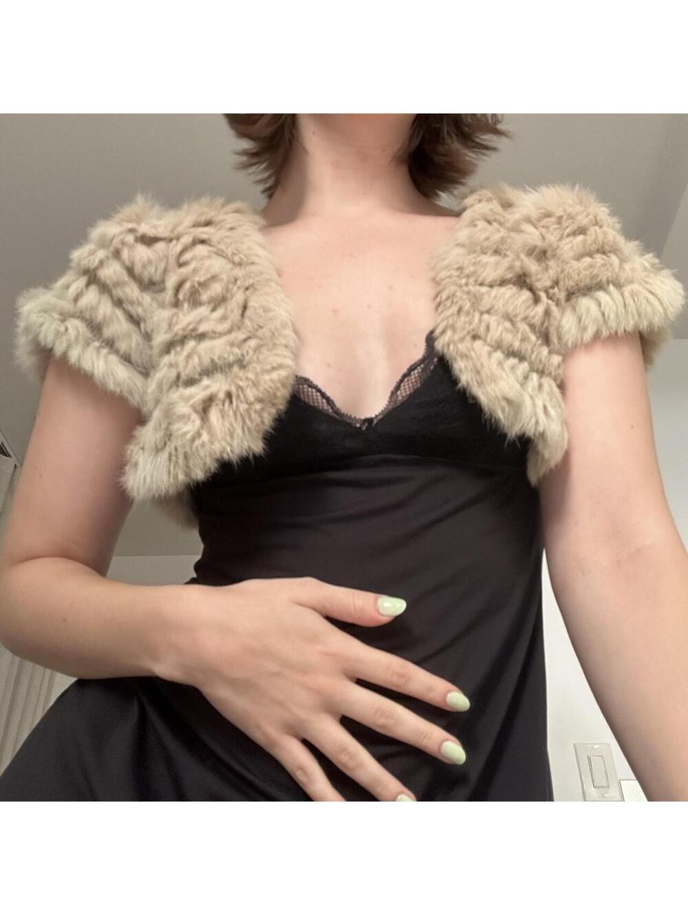 Petit Maison Rabbit Fur Beige Cropped Bolero Vest Open Front Japan